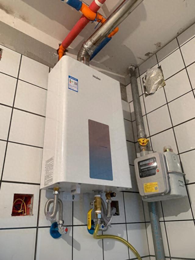跟風(fēng)買(mǎi)了零冷水熱水器用了2年堅(jiān)持換回普通款這4個(gè)缺點(diǎn)太突出
